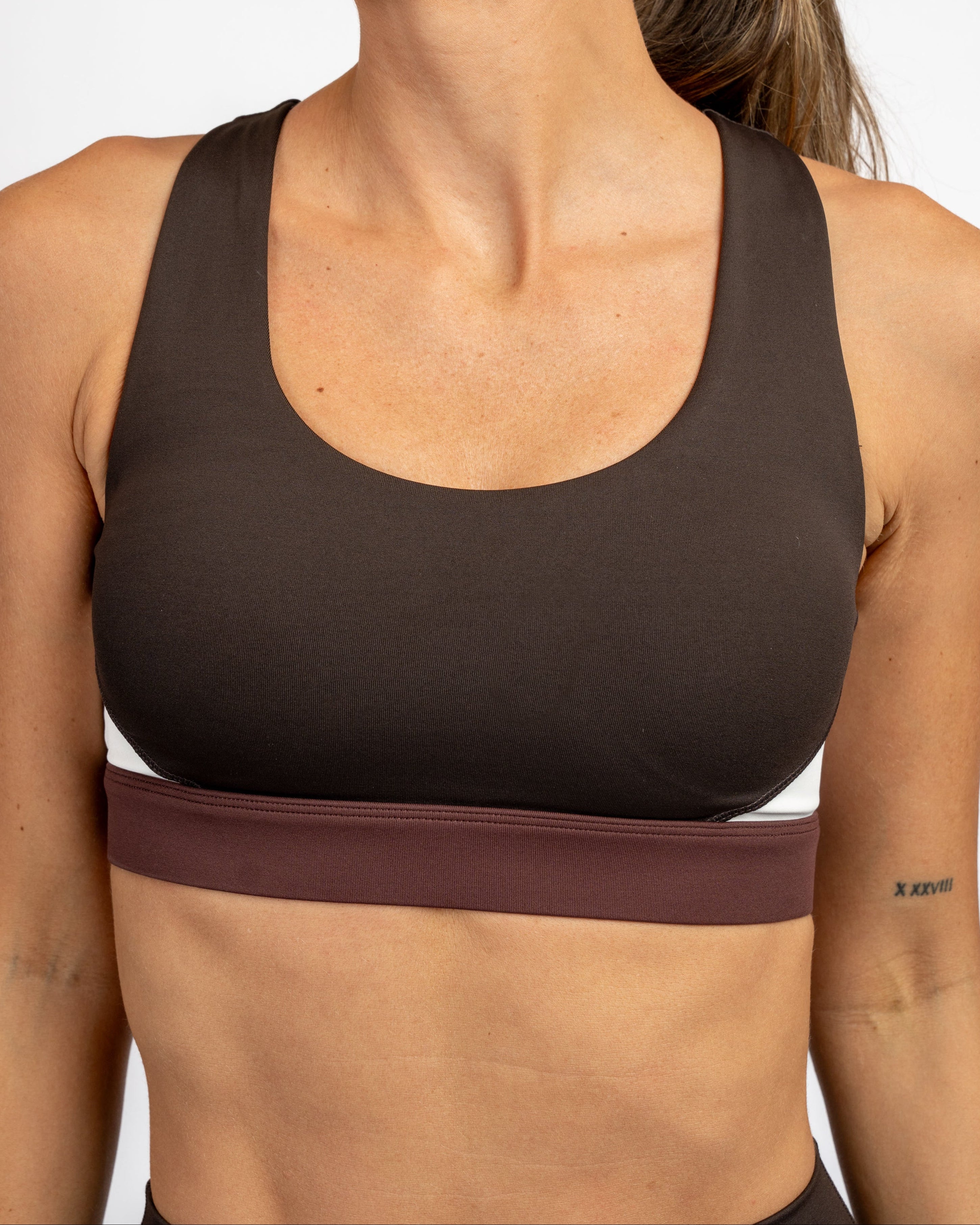 Ascend Racerback Bra - Cocoa/Fossil/Jet Stream