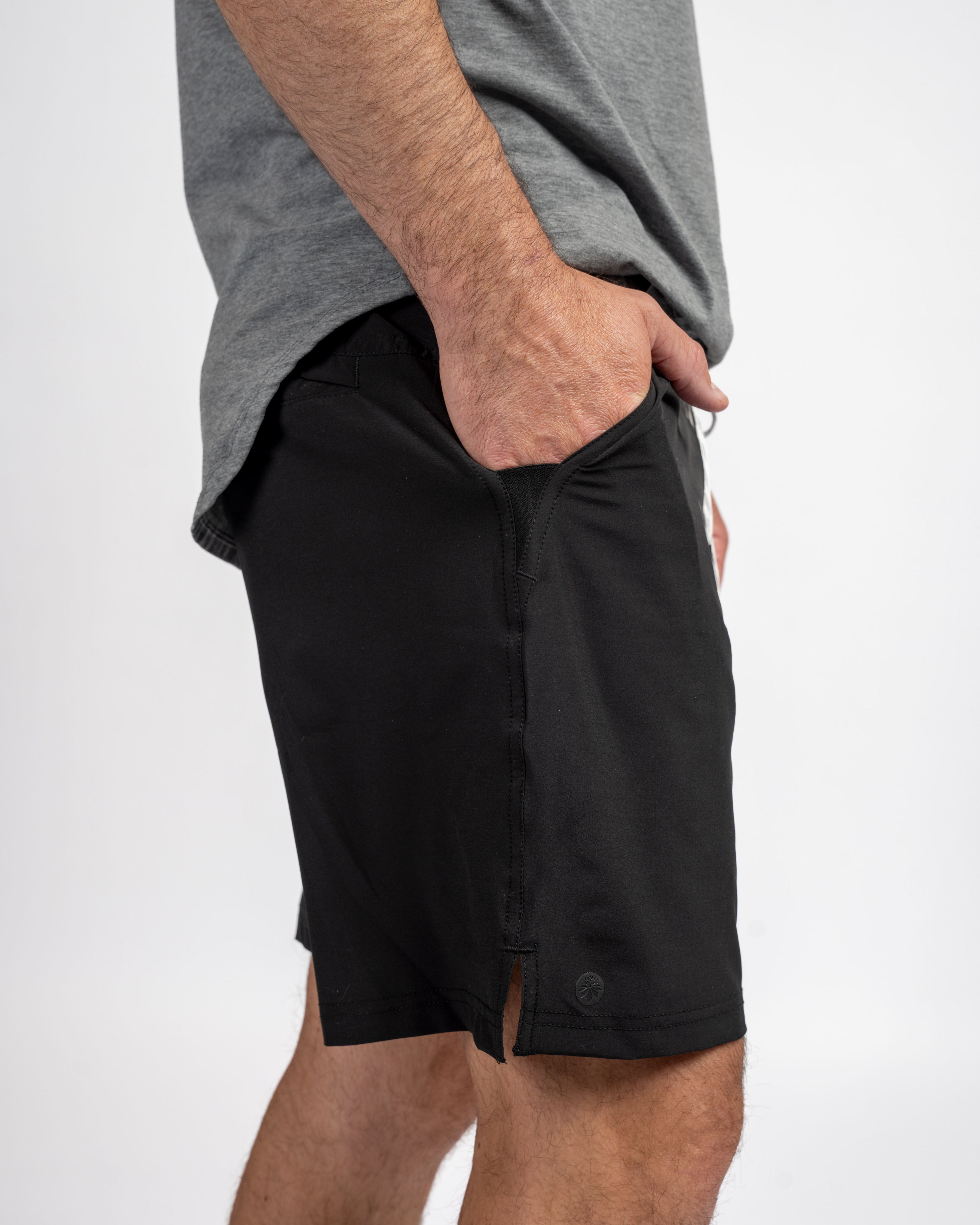Men's Apex Short (7 in. inseam) - Black