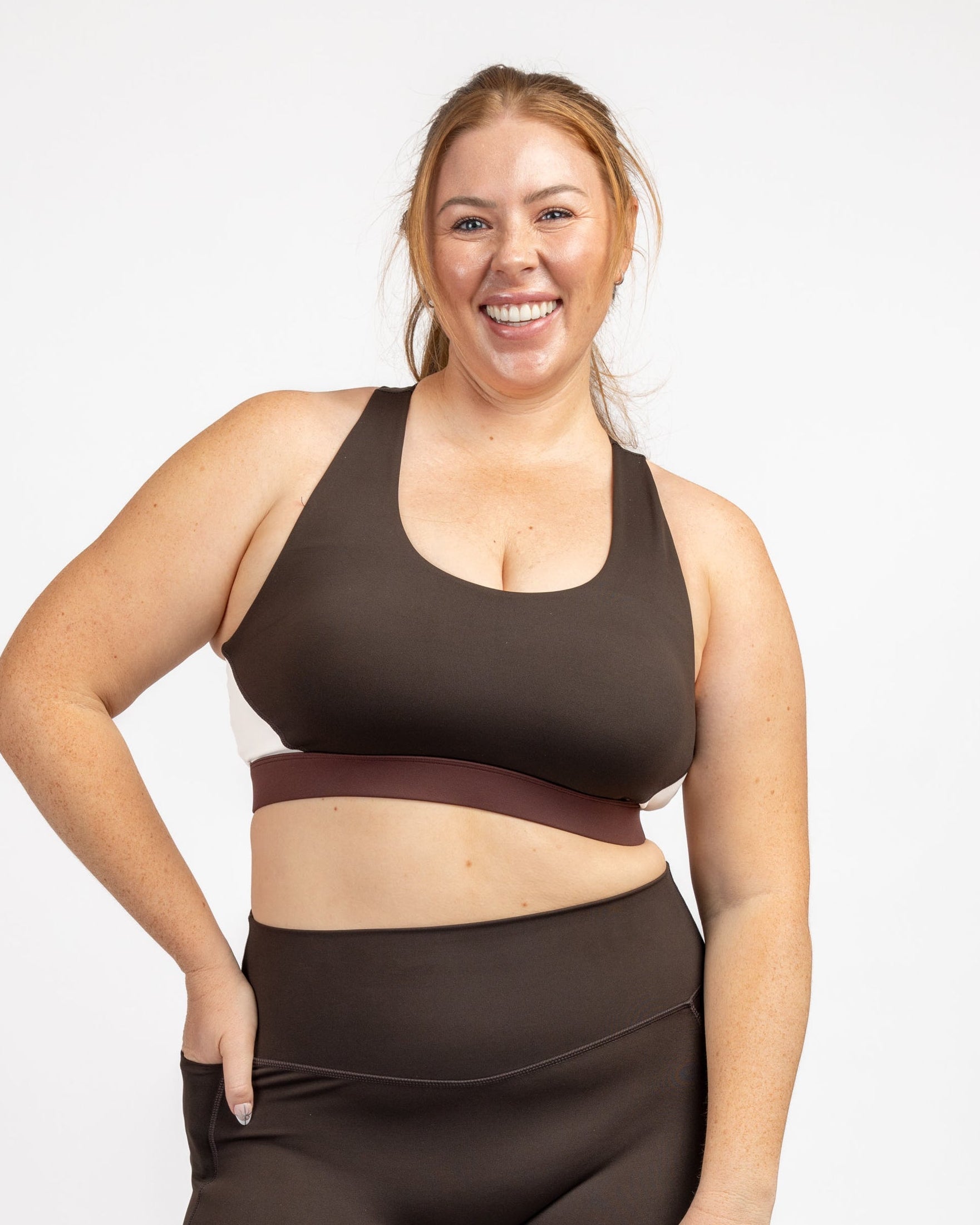 Ascend Racerback Bra - Cocoa/Fossil/Jet Stream
