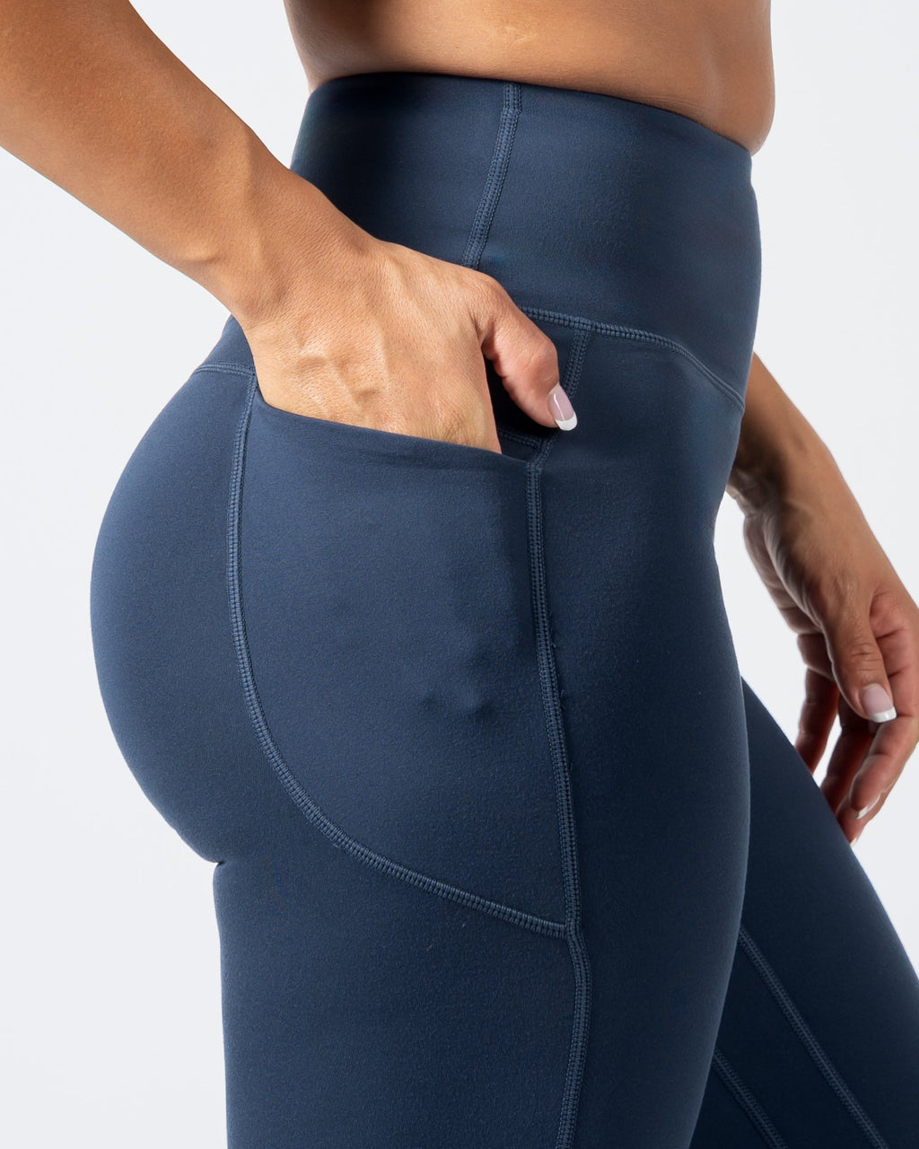 Skin High Waisted Vinyasa 7/8 - Navy
